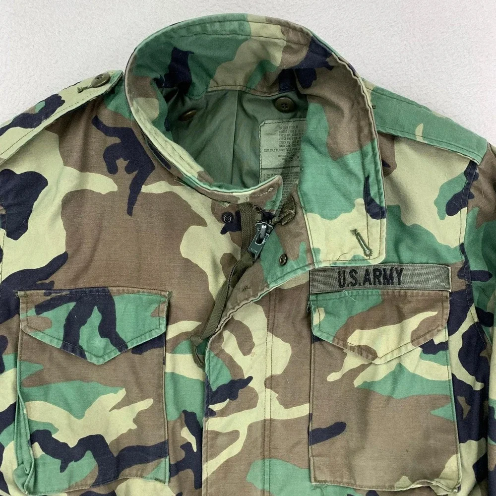 US Army Cold Weather Jacket Mens Medium Woodland Camo Field Coat Military 90s